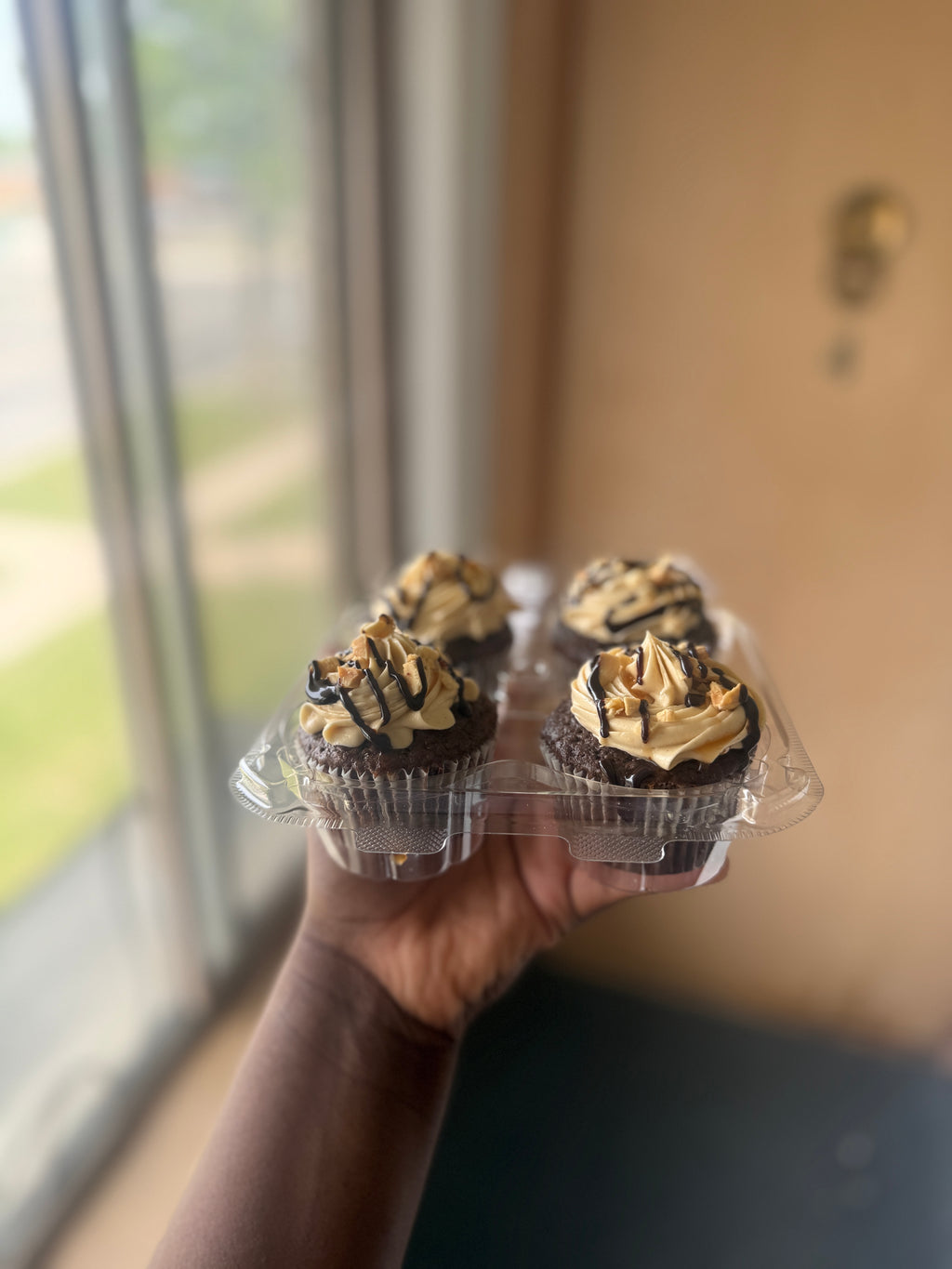4 pack Cupcakes